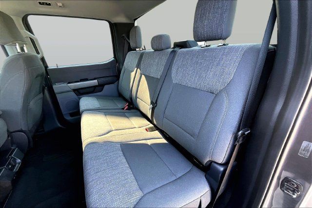 Used 2025 Ford F250 XLT AWD/4WD image 29