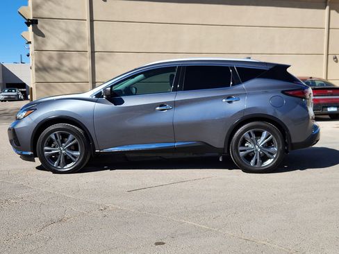 Used 2020 Nissan Murano Platinum w/ Cargo Package image 2