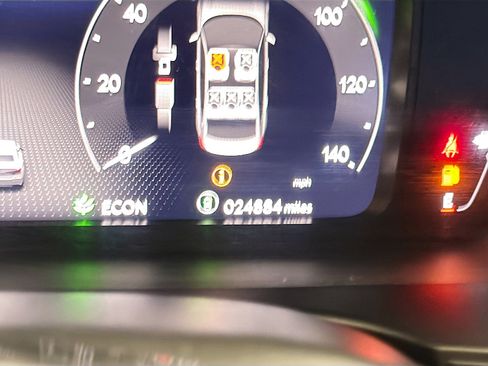Used 2025 Honda Civic Sport Touring image 8