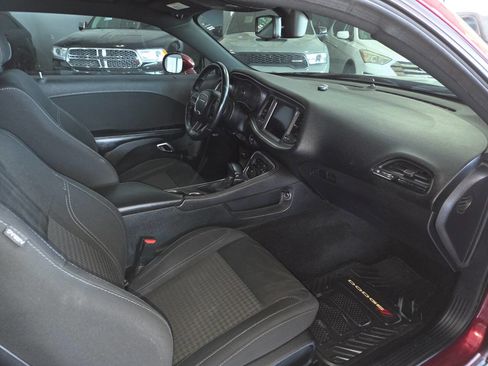 Used 2019 Dodge Challenger SXT w/ Driver Convenience Group AWD/4WD image 21