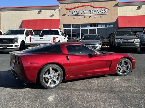 Used 2006 Chevrolet Corvette Coupe w/ Preferred Equipment Group image 21