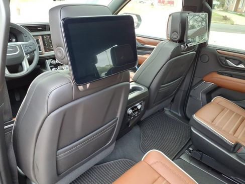 Certified 2023 GMC Yukon Denali Ultimate AWD/4WD image 21