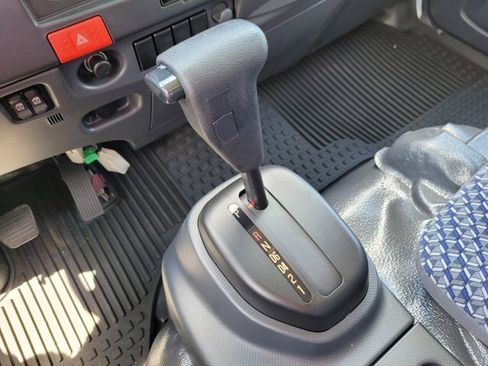 New 2024 Chevrolet Low Cab Forward image 18