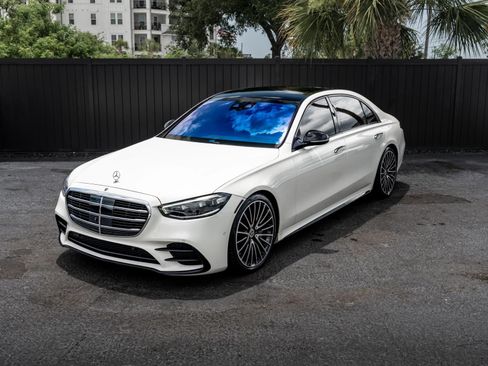 Used 2022 Mercedes-Benz S 580 4MATIC Sedan w/ Warmth & Comfort Package image 81