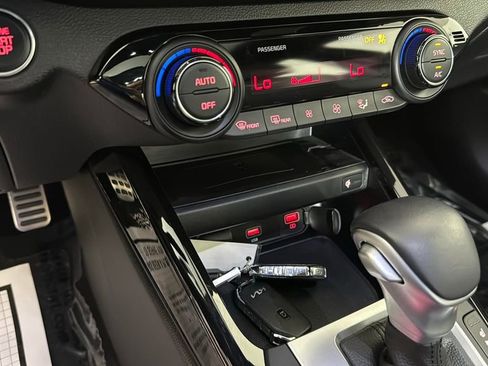 Used 2024 Kia Forte GT-Line w/ GT-Line Premium Package image 21