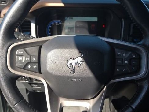 Used 2023 Ford Bronco Outer Banks image 13