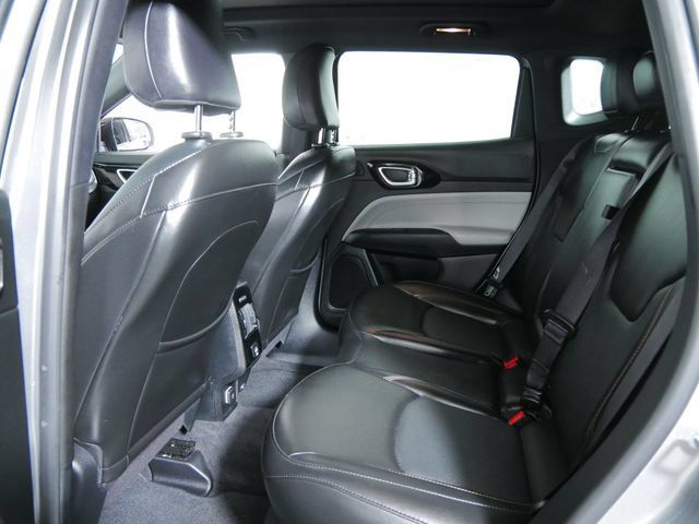 Certified 2023 Jeep Compass Limited w/ Sun and Sound Group AWD/4WD image 17