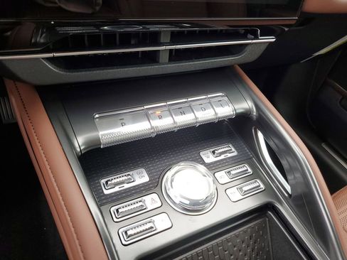 New 2026 Lincoln Nautilus Reserve AWD/4WD image 30