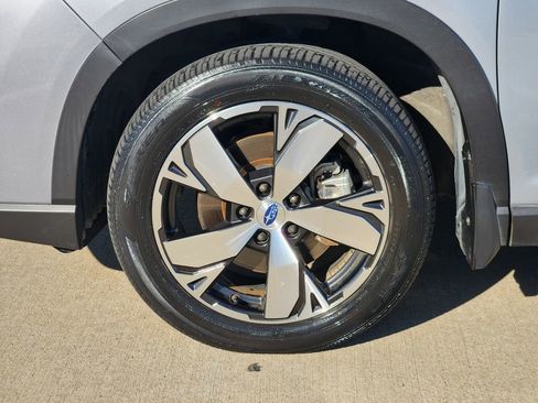 Used 2019 Subaru Forester Touring w/ Popular Package #3 image 10