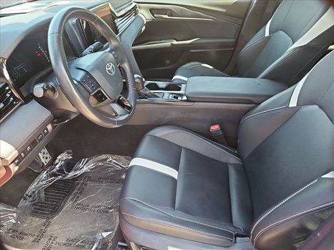 Used 2025 Toyota Camry SE FWD image 21