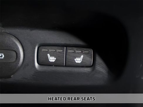 Used 2023 Volvo XC40 B5 Plus w/ Protection Package Premier image 10