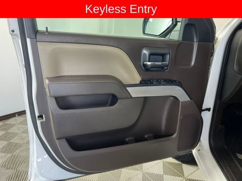 Used 2018 Chevrolet Silverado 1500 LT w/ Texas Edition AWD/4WD image 11