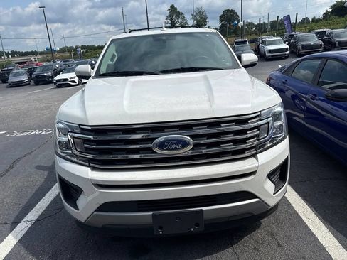 Used 2020 Ford Expedition XLT w/ Equipment Group 201A RWD image 2