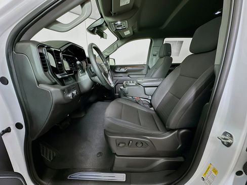 Used 2024 GMC Sierra 1500 SLE w/ Preferred Package image 13