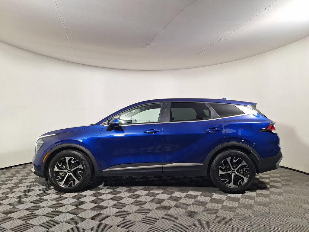 Used 2025 Kia Sportage EX FWD image 9