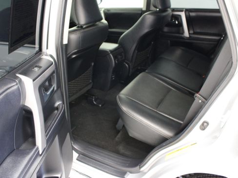 Used 2017 Toyota 4Runner Limited AWD/4WD image 30