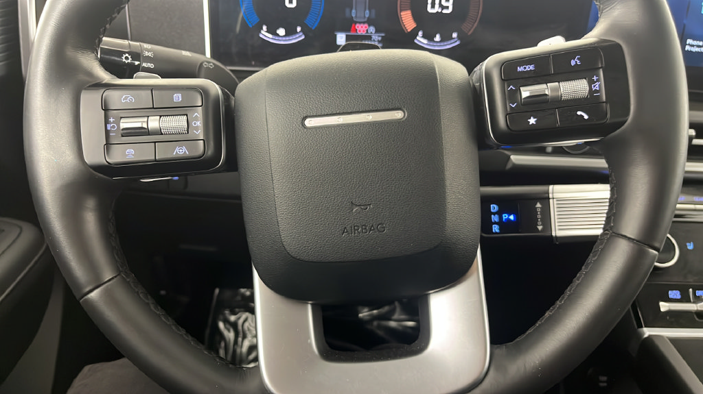 Used 2025 Hyundai Santa Fe SEL AWD/4WD image 25