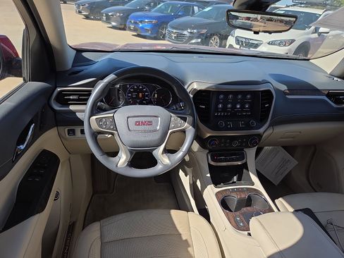 Used 2020 GMC Acadia Denali w/ Denali Ultimate Package image 11