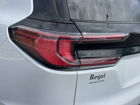 New 2026 GMC Acadia Elevation FWD image 9