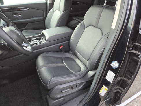 Used 2025 Honda Pilot EX-L image 25