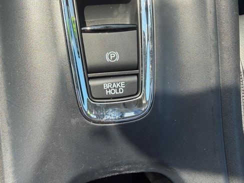 Used 2019 Honda HR-V EX-L image 20