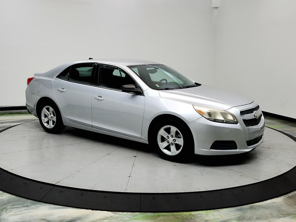 Used 2013 Chevrolet Malibu LS FWD image 3