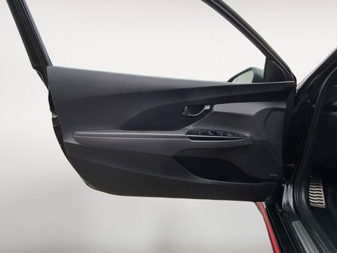 Used 2019 Hyundai Veloster N N image 16