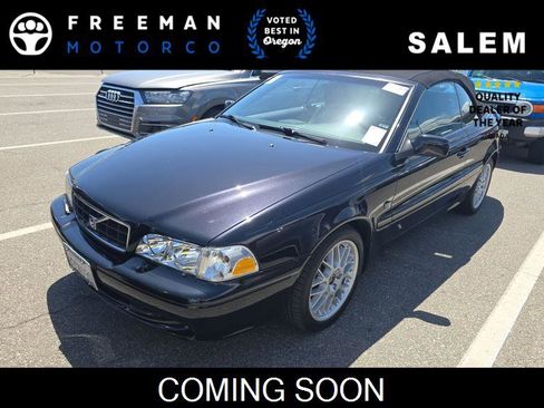 Used 2004 Volvo C70 HT FWD image 1