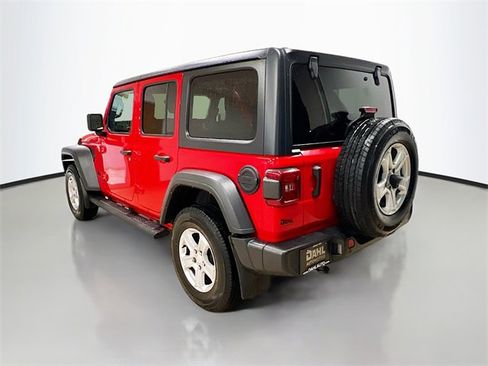 Used 2021 Jeep Wrangler Unlimited Sport image 32