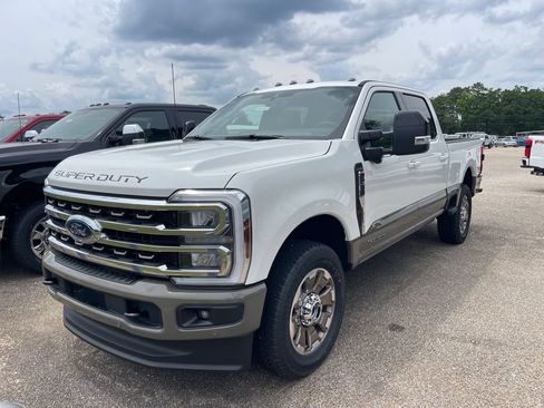 New 2026 Ford F250 King Ranch w/ FX4 Off-Road Package AWD/4WD image 2
