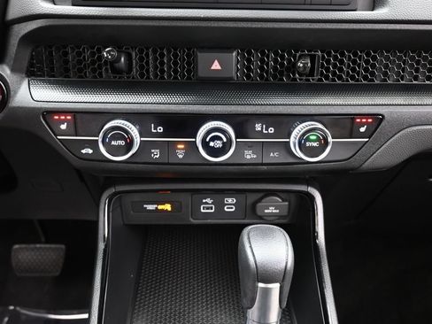 Certified 2024 Honda CR-V EX image 44