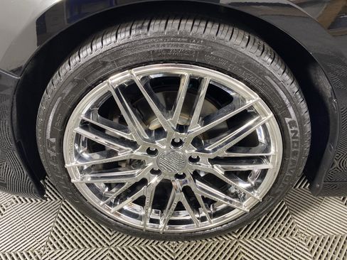 Used 2018 Honda Accord Touring image 14