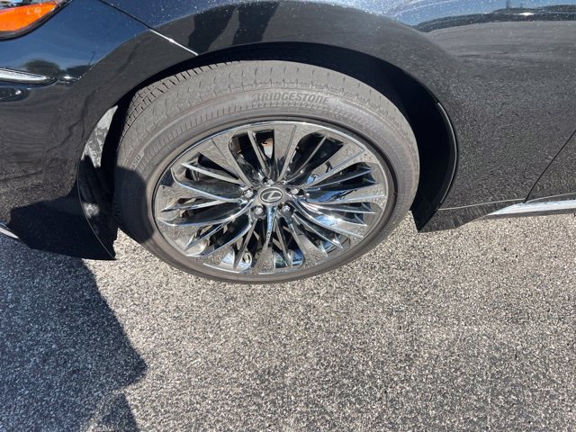 Used 2018 Lexus LS 500 AWD w/ Luxury Package image 9