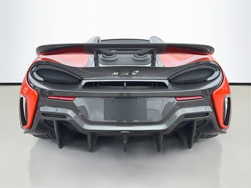 Used 2020 McLaren 600LT Spider image 4