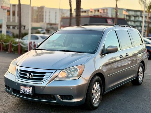 Used 2010 Honda Odyssey EX-L image 4