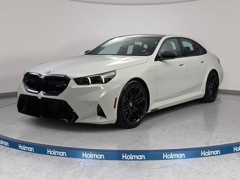 Used 2026 BMW M5 w/ Executive Package AWD/4WD image 1