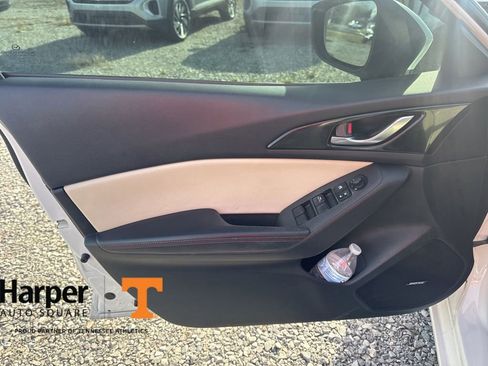 Used 2015 MAZDA MAZDA3 s Grand Touring w/ Technology Package image 18