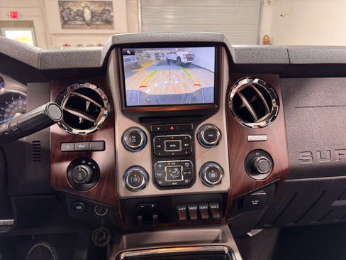 Used 2015 Ford F350 Lariat w/ Lariat Ultimate Package image 22