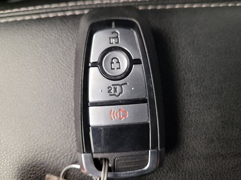 Used 2023 Ford Escape Active image 32