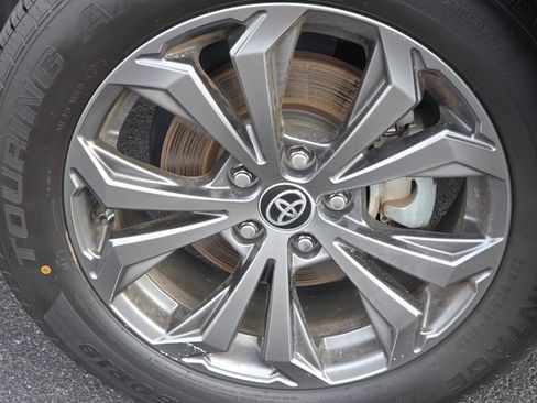 Used 2024 Toyota RAV4 Limited AWD/4WD image 11