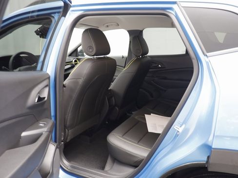 Certified 2026 Chevrolet Trax ACTIV w/ Driver Confidence Package image 13