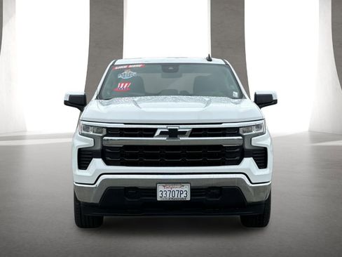 Used 2022 Chevrolet Silverado 1500 LT AWD/4WD image 9
