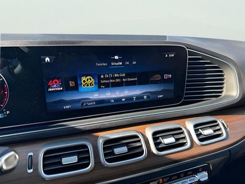 Used 2025 Mercedes-Benz GLE 350 4MATIC image 16