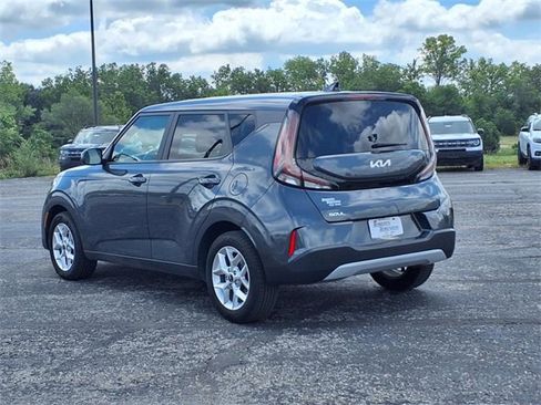 Used 2023 Kia Soul LX w/ Option Group 015 image 14