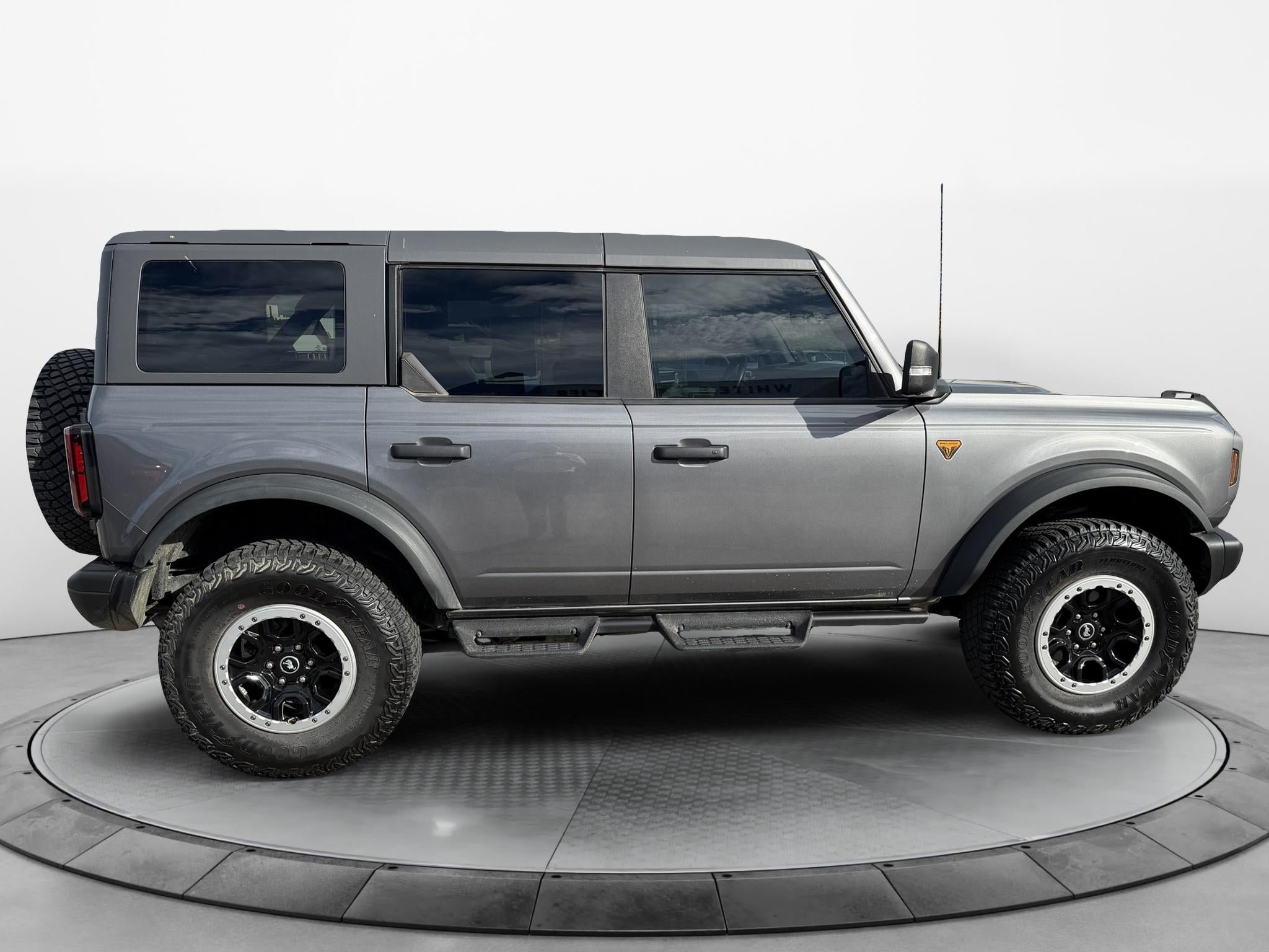 Used 2023 Ford Bronco Badlands AWD/4WD image 6