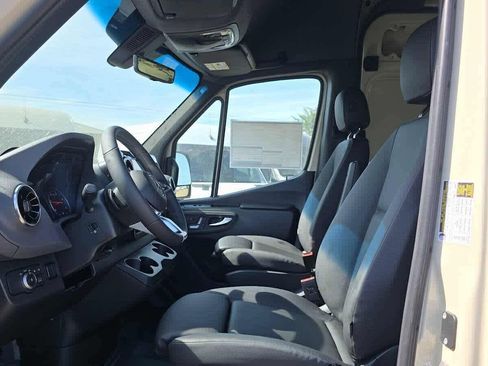 Used 2026 Mercedes-Benz Sprinter 2500 image 23