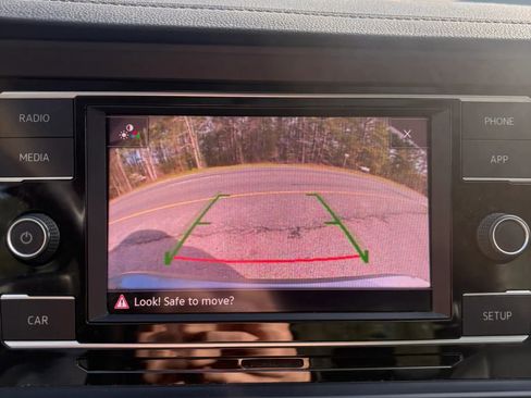 Used 2019 Volkswagen Jetta SE image 14