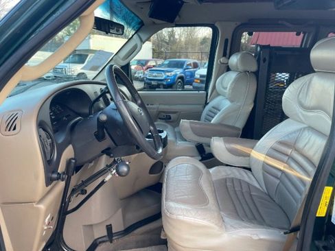 Used 2008 Ford E-150 and Econoline 150 RWD image 7