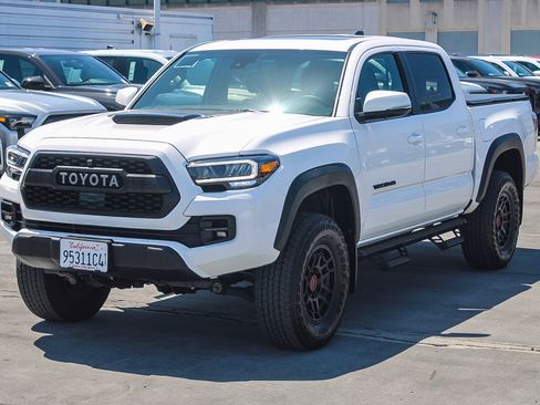 Used 2022 Toyota Tacoma TRD Pro AWD/4WD image 5