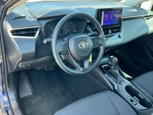 Used 2023 Toyota Corolla LE FWD image 15